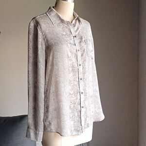 Silky Snakeskin MNG Suit Mango Grey Button Down Dress Shirt Size Medium